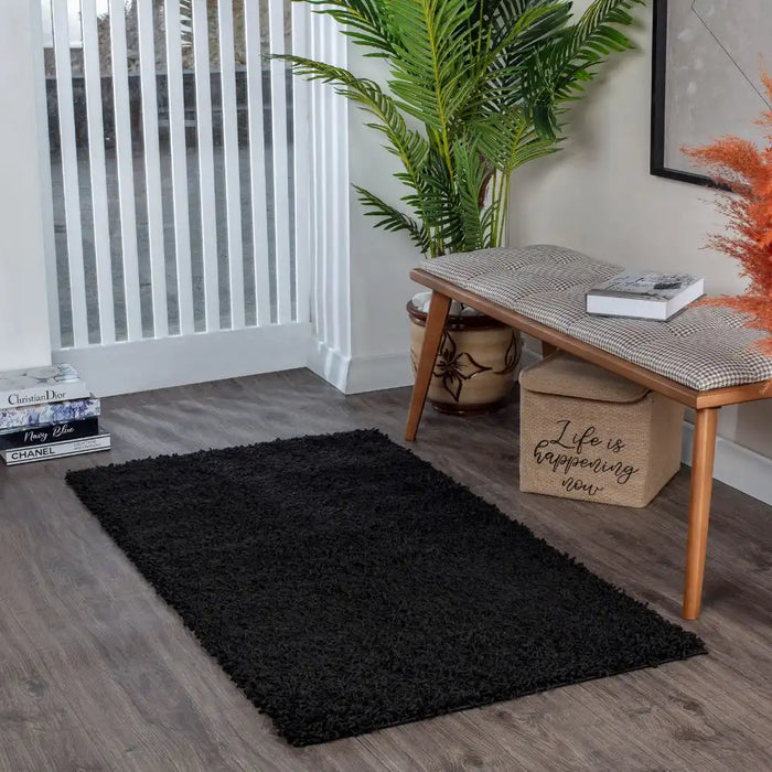 Surya fiv lilly 2305 black Black Living Room Shaggy Rug.