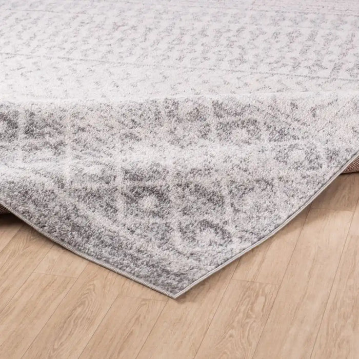 Surya elz mila 2308 grey Grey Living Room Geometric Rug.