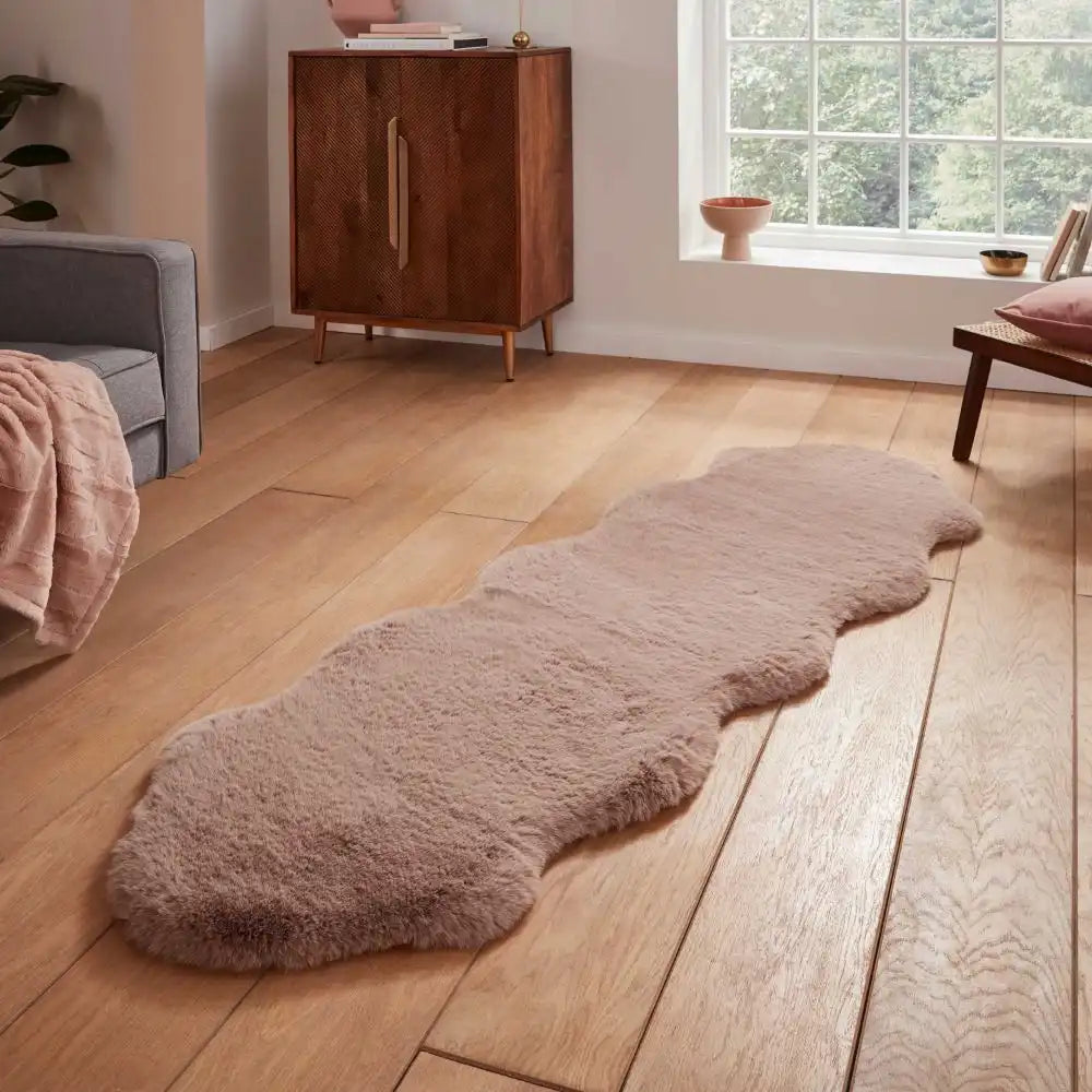 Super Teddy Sheepskin Mink Rugs - Buy Mink Rugs Online from Rugs Direct ...
