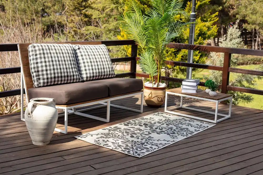 Surya rvl molly 2317 grey Grey Living Room Flat Weave Rug.
