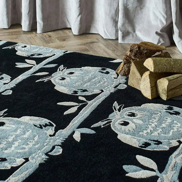 Woven Edge natural world owl Grey, Black Living Room Wool Rug.