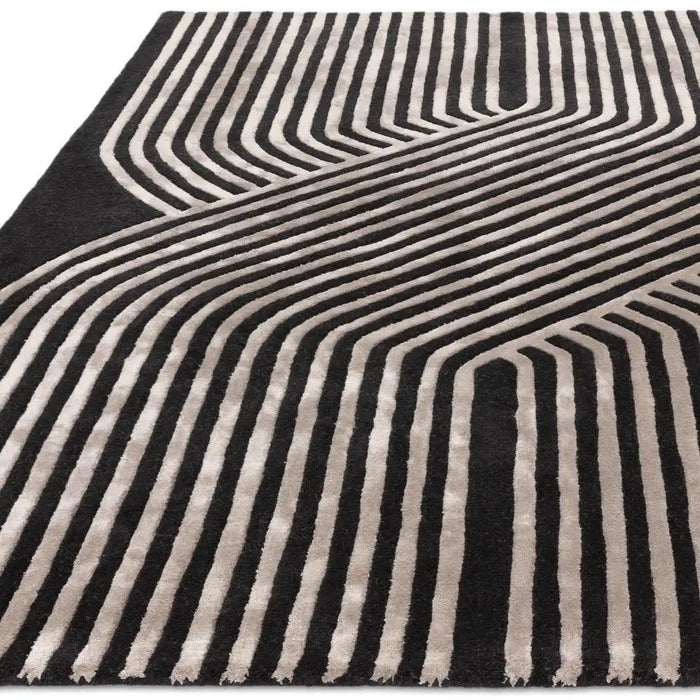 Asiatic matrix asiatic solstice gunmetal Grey, Black Living Room Wool Rug.