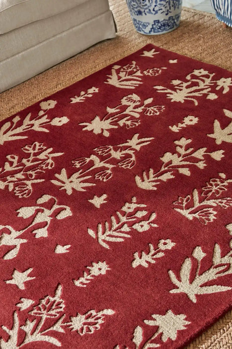 Sanderson sanderson woodland glade damson red 146800 Red Living Room Wool Rug.