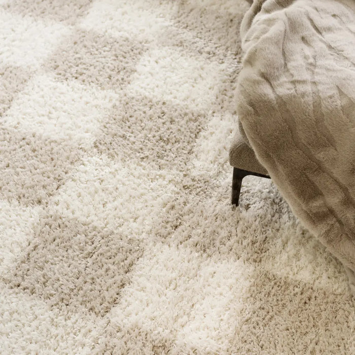 Checkers Konnie Beige Shaggy
